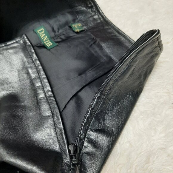 Danier Women's Black Leather Bootcut Pants Size US6 - Picture 8 of 11